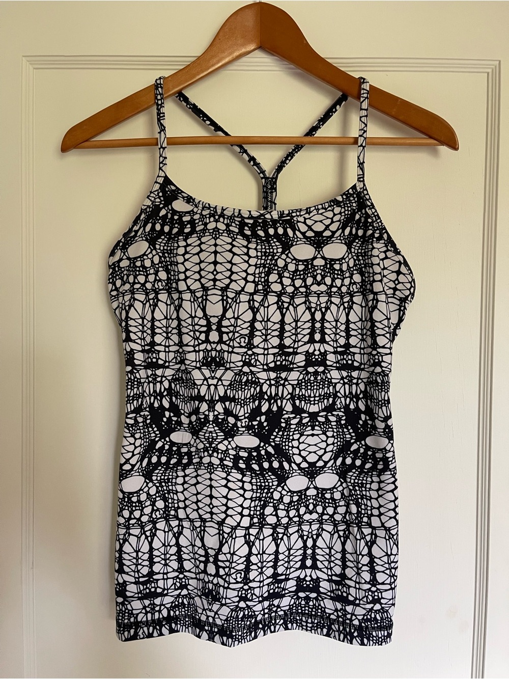 Lululemon power Y tank